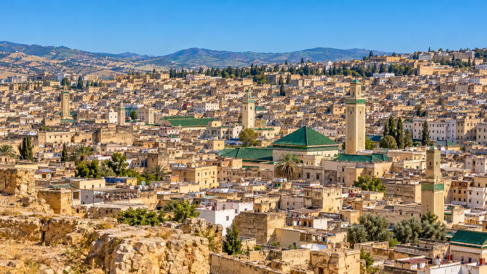 Vista panoramica sui tetti della medina di Fès